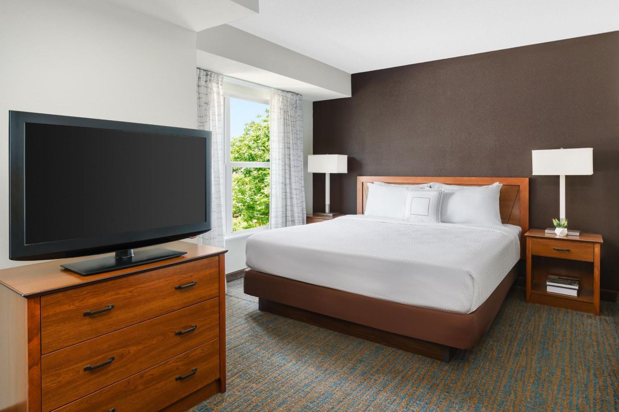 Philadelphia/montgomeryville North Wales