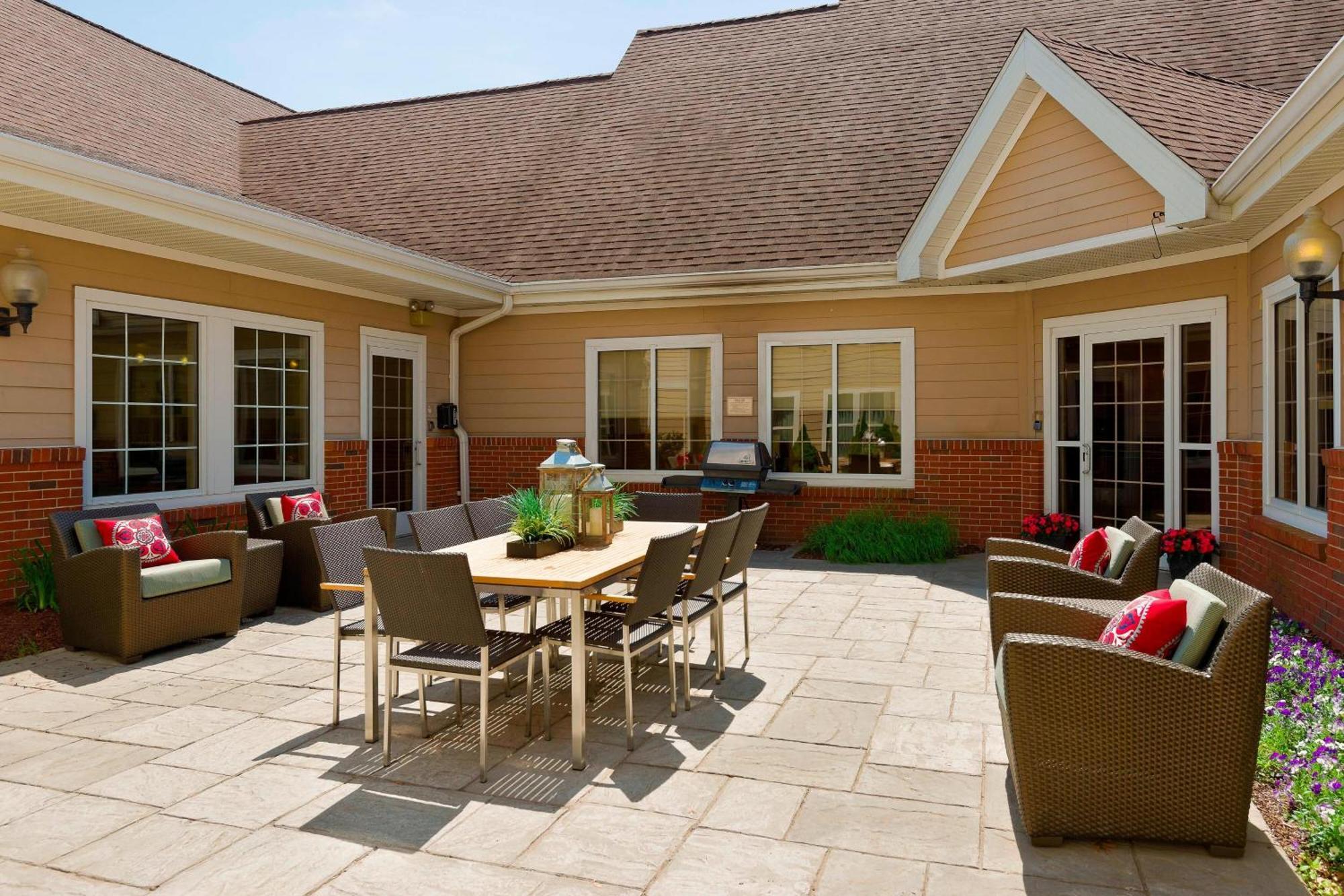 Philadelphia/montgomeryville Hotel